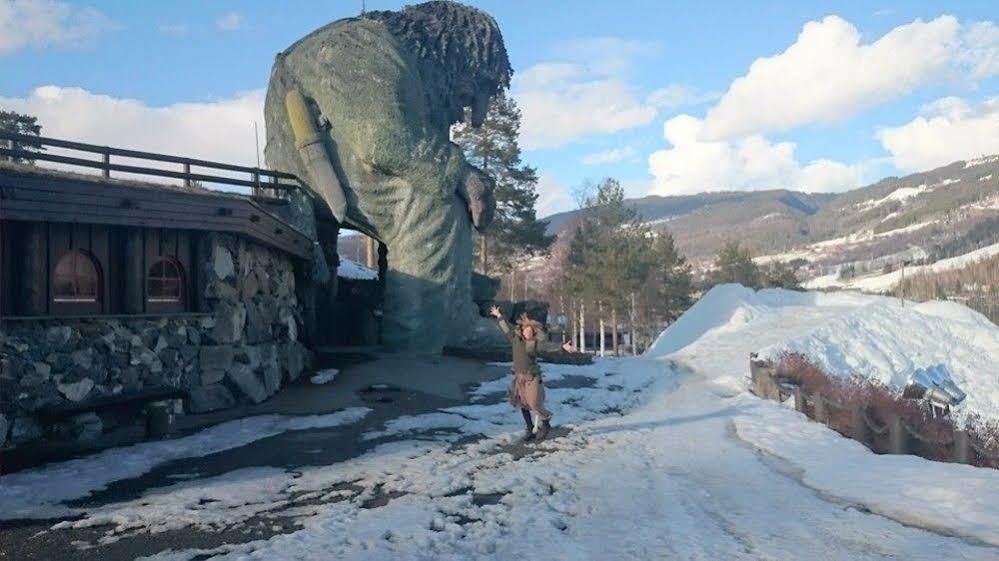 Hunderfossen *